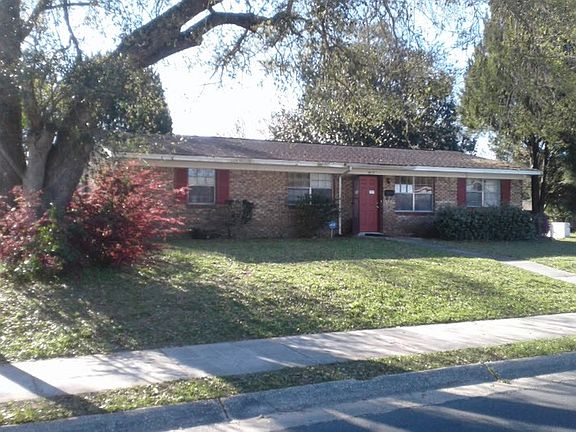 3rd image of 4439 Monpellier Dr