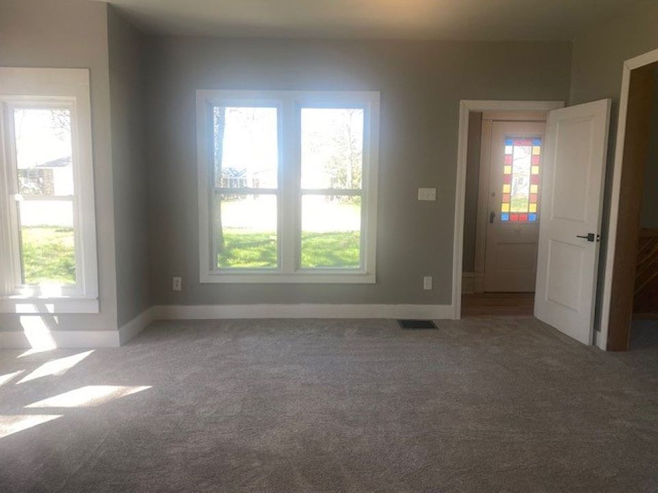 321 2nd St S, Coggon, IA 52218 Zillow