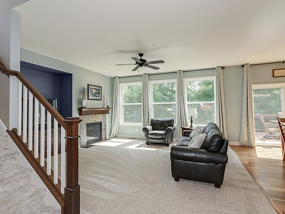 2nd image of 12564 Zumbrota St NE
