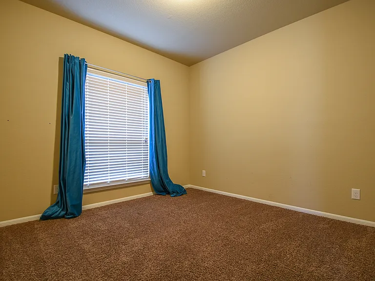 7712 Kendall Hill Dr — Photo 20