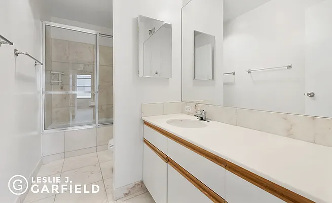 Rented by Leslie J. Garfield | media 17