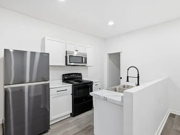 40 Hayden Ave, Columbus, OH 43222