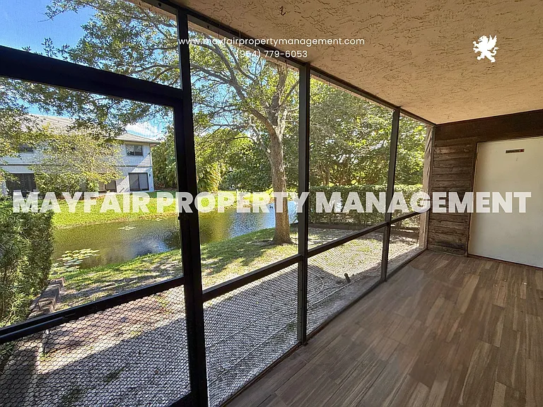 10534 NW 29th Ct — Photo 14