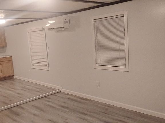 2nd image of 800 Denton Blvd NW #6