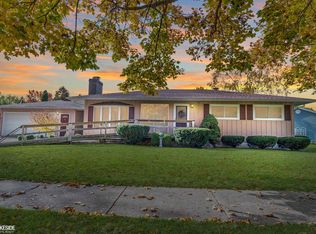 213 5th St, Marysville, MI