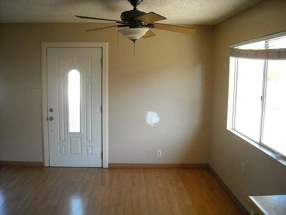 5th image of 2434 32nd St
