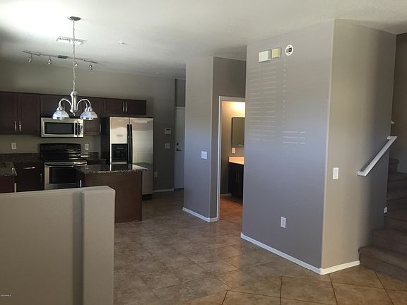 2nd image of 2402 E 5TH Street #1471