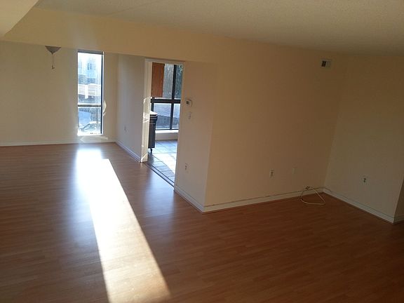 3rd image of 5180 Maris Avenue #201