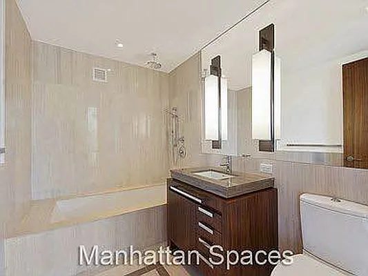 Rented by Manhattan Spaces | media 6