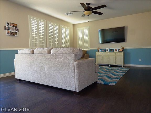 5th image of 740 Bollons Island St