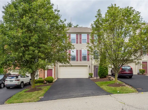 1303 Michael Dr, Pittsburgh, PA 15227