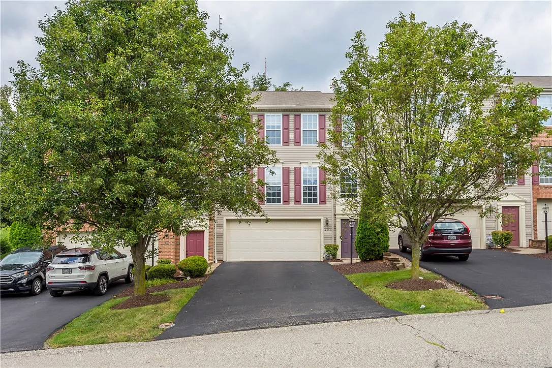 1303 Michael Dr photo 1