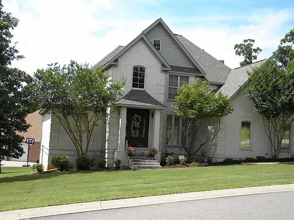 2nd image of 1 Burr Oak Ct