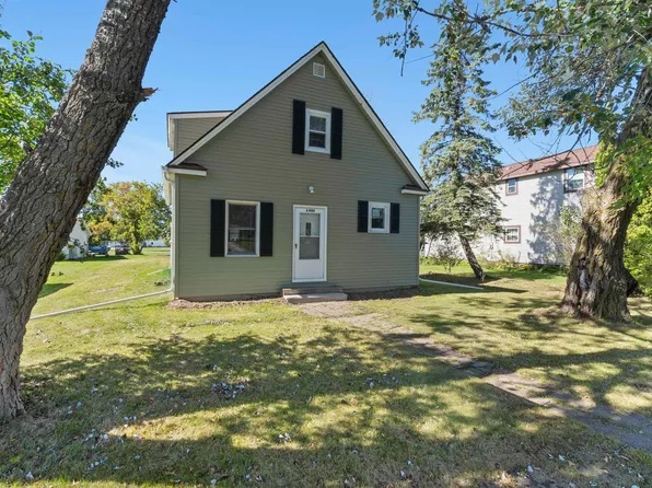 6409 Banks Ave, Superior, WI 54880