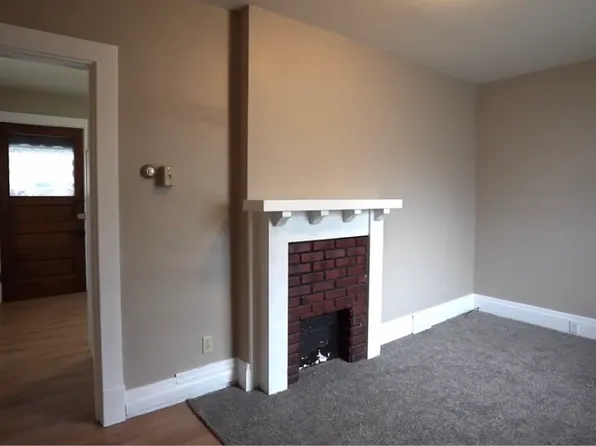 109 Gross St, Pittsburgh, PA 15224