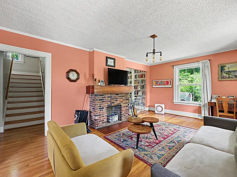 307 Doty Ave — Photo 5