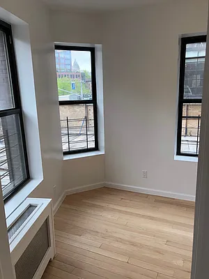 Rented by Compass | media 4