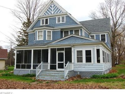 651 Grape Ave, Middle Bass, OH, 43446