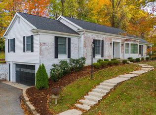 272 Lakeview Dr, Morgantown, WV 26508