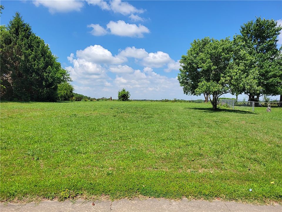 2nd image of LOT 33 Timberline Ave