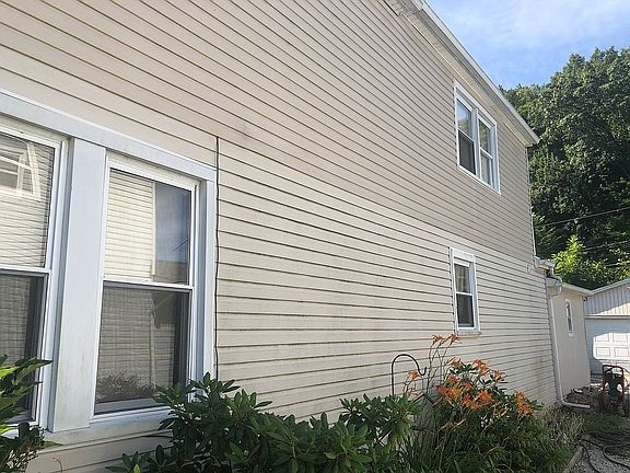 2nd image of 390 Dorwil Dr