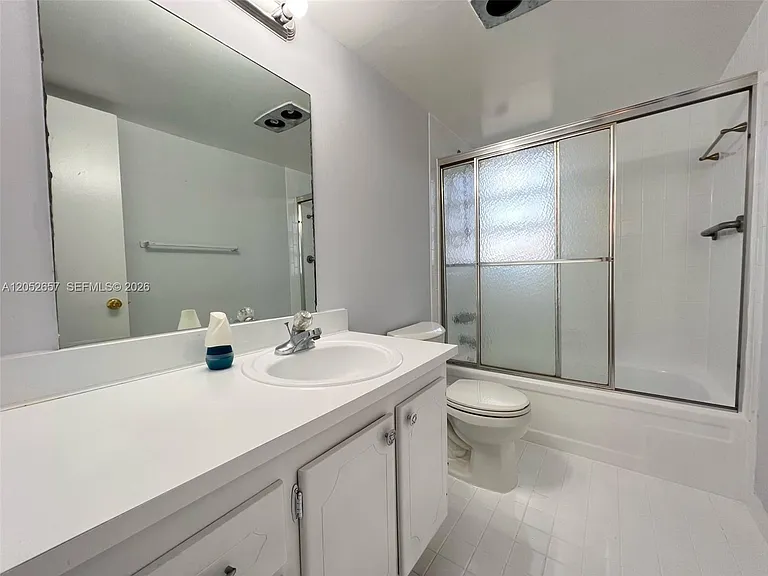 301 NE 14th Ave #608 — Photo 9