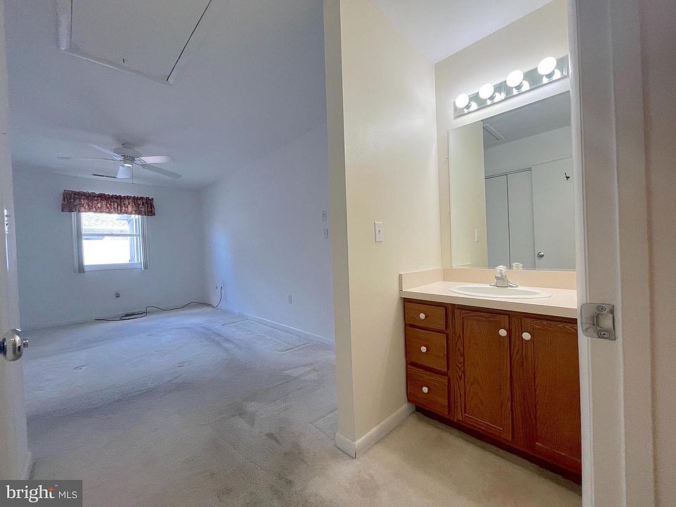 1st image of 319 Derby Way
