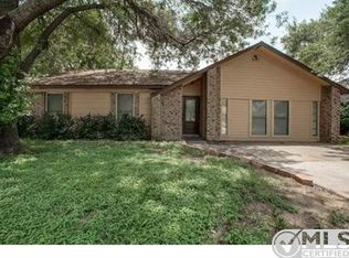 2310 Busch Dr, Arlington, TX 76014
