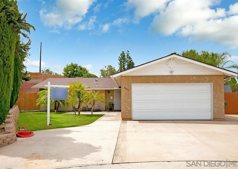 1st image of 8005 Royal Gardens Pl