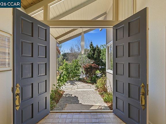 4th image of 923 Camino Ricardo