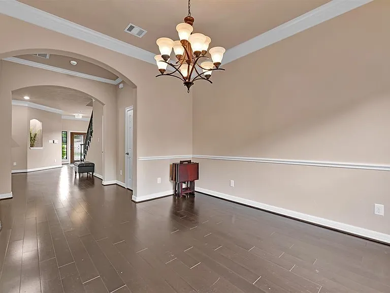 2725 Kings Retreat Cir — Photo 7