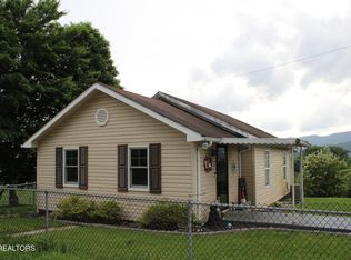 164 Back Valley Rd, Speedwell, TN 37870