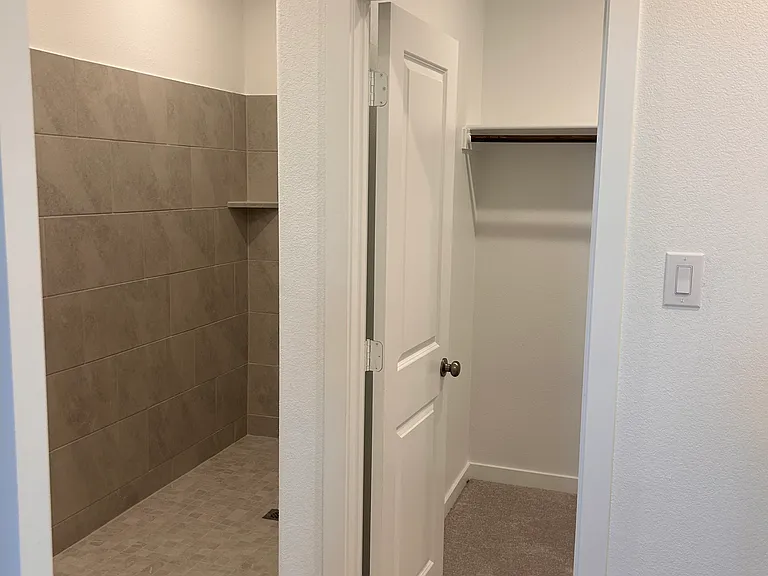 1020 Flameleaf Dr — Photo 16