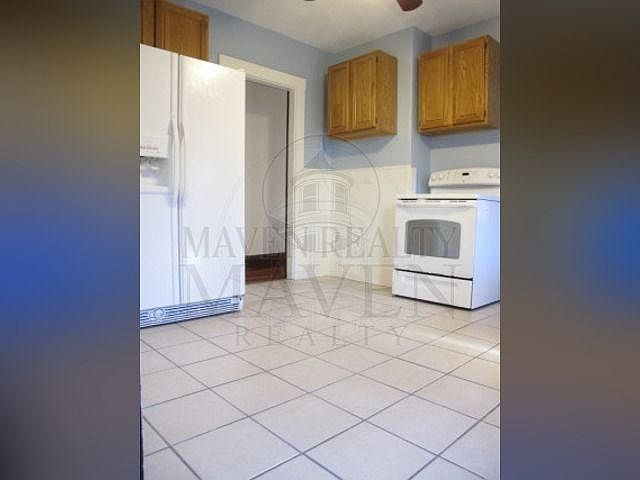 1st image of 85 Sharon St #6