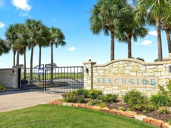 3rd image of 3210 Bay Ridge Dr