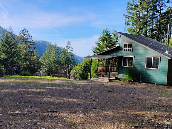 3rd image of 8990 Signal Ridge Rd