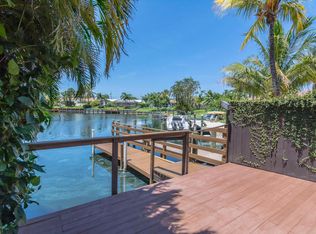 1675 Bowood Rd, North Palm Beach, FL 33408