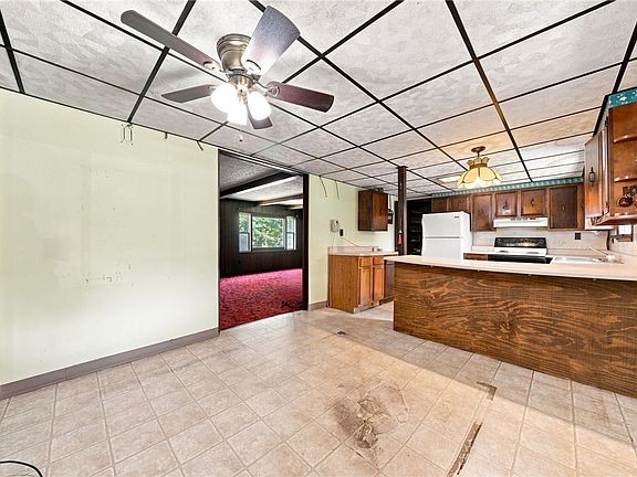 4th image of 8491 Liberty Ave