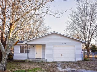 927 W 12th St, Ada, OK 74820