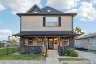 Guilford Ave-S2210-001.jpg