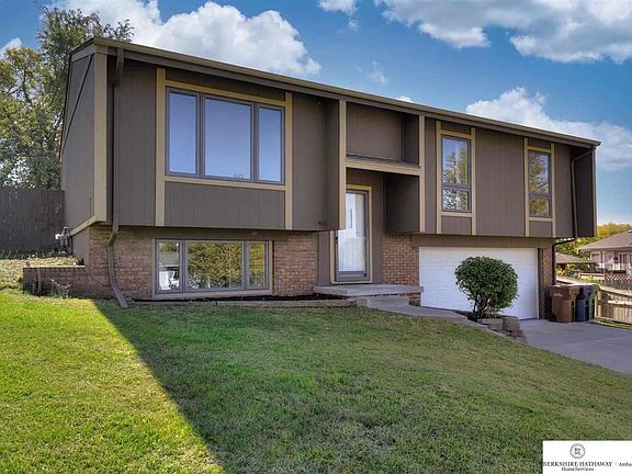 2nd image of 5207 Teton Ave