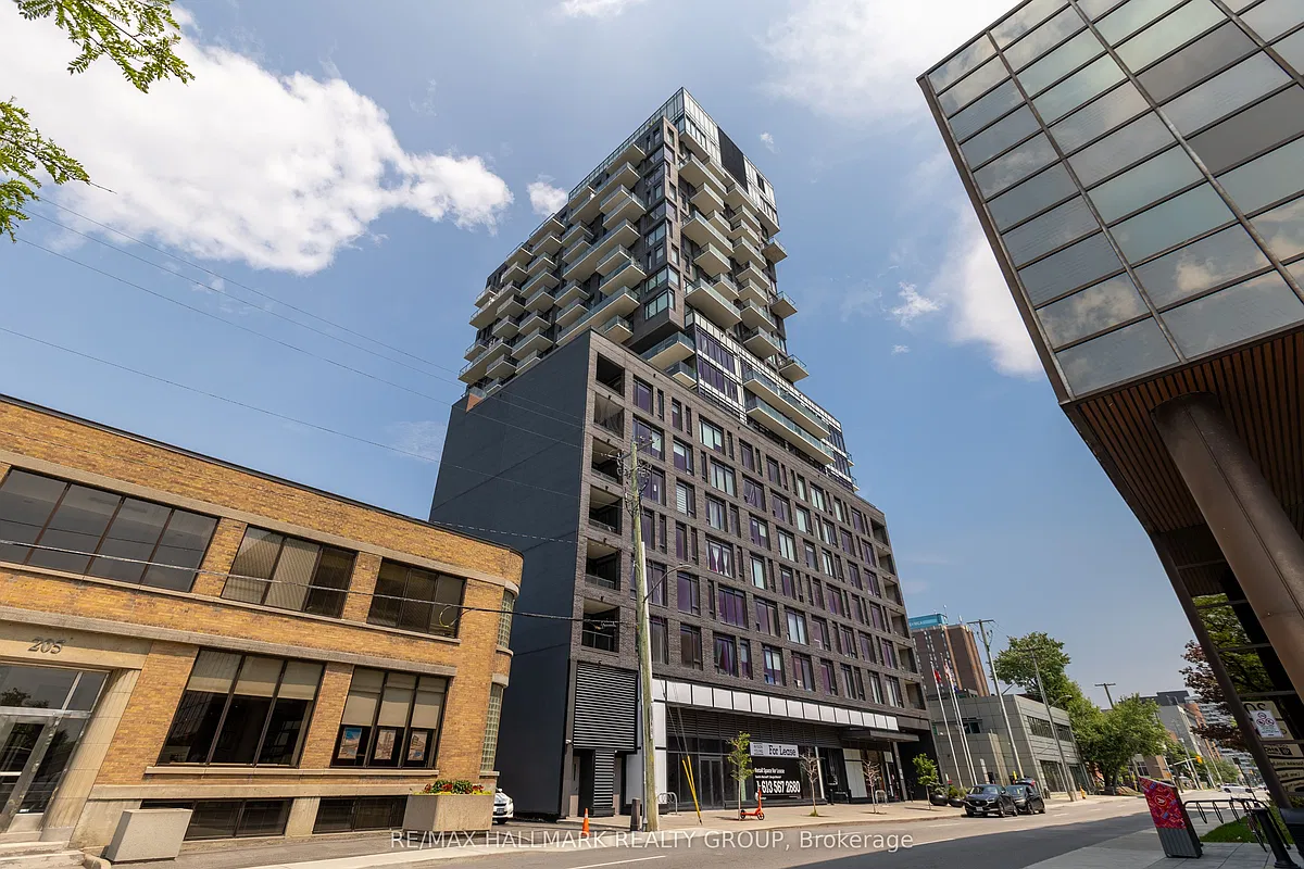 Building Photo - 203 Catherine St #311