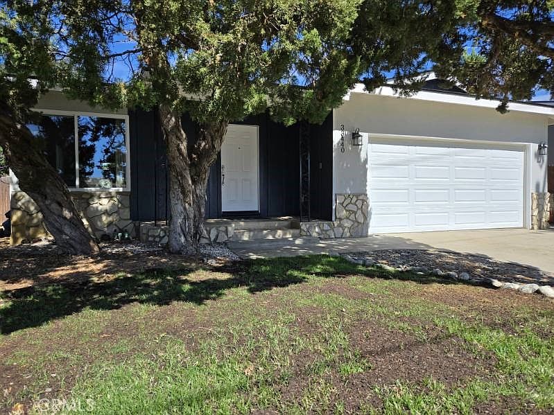 1st image of 33440 Pine Dr