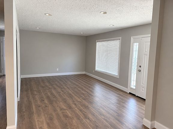 5th image of 400 Sutters Mill Rd