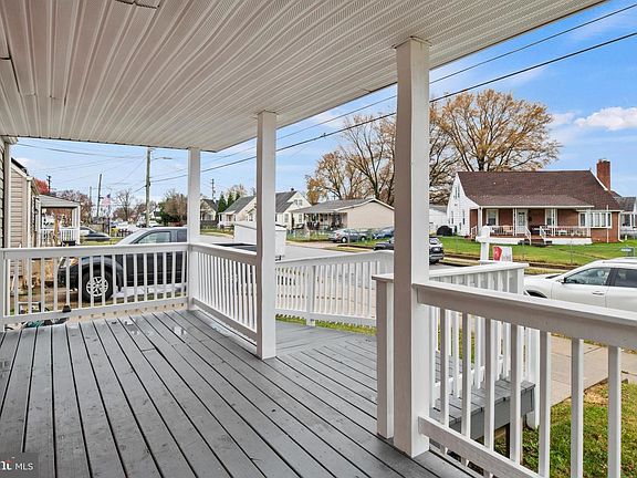 4th image of 5515 Patrick Henry Dr