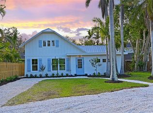 206 23rd St W, Bradenton, FL 34205