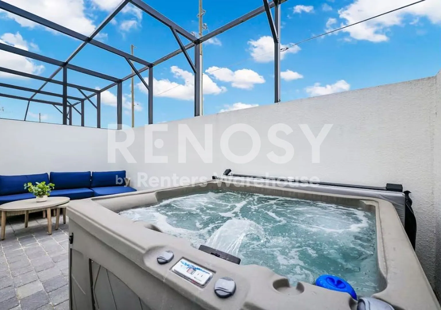 Luxury Townhouse in Davenport! 3/2.5 Near Disney Ready Now! Furnished or Unfurnished — Photo 1