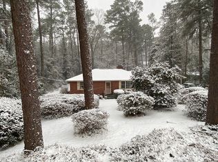 821 E Rollingwood Rd, Aiken, SC 29801