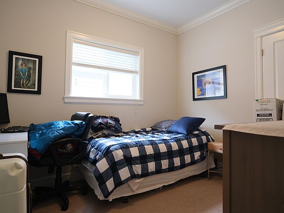 4th image of 7849 211b St