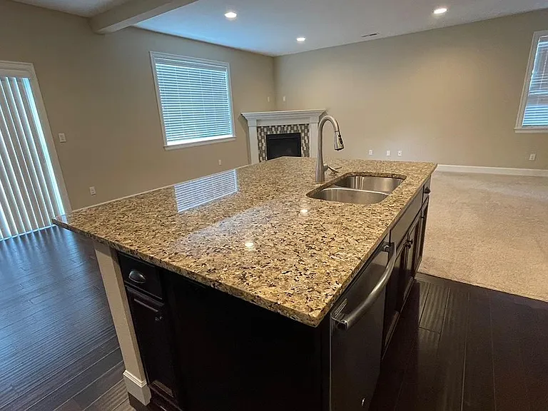 7443 NW Oakfern Dr — Photo 18